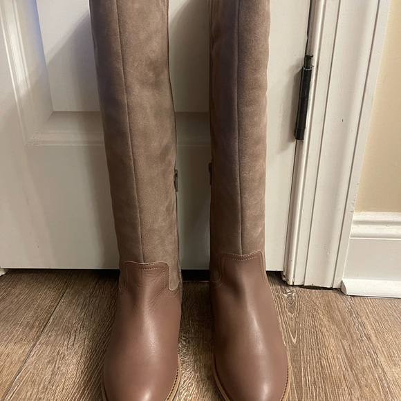 Charles David yarn boot - Picture 2 of 5